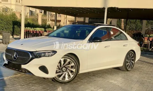 مرسيدس E 200 2024 أبيض مستعملة للبيع - 2