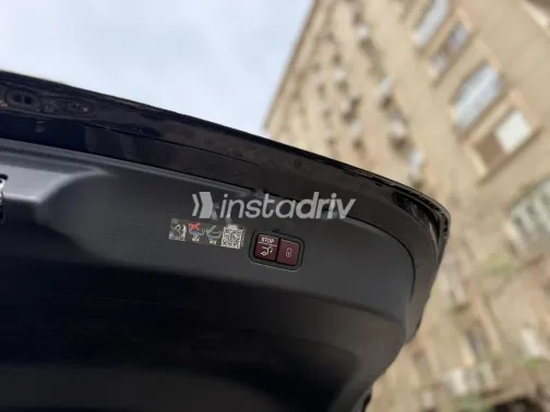 Mercedes GLC 300 2025 Black Used for Sale - 5