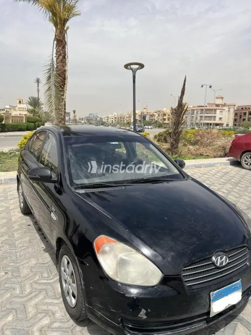 هيونداي اكسنت 2010 أسود مستعملة للبيع - 2