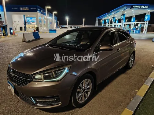 شيرى اريزو 5 2021 أبيض مستعملة للبيع - 2