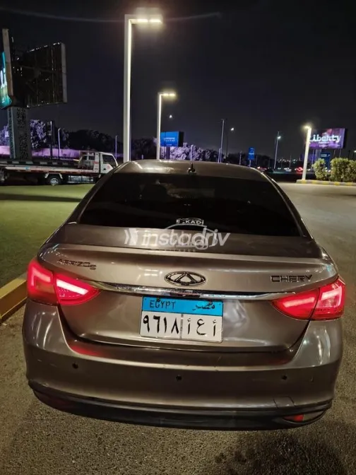 شيرى اريزو 5 2021 أبيض مستعملة للبيع - 6