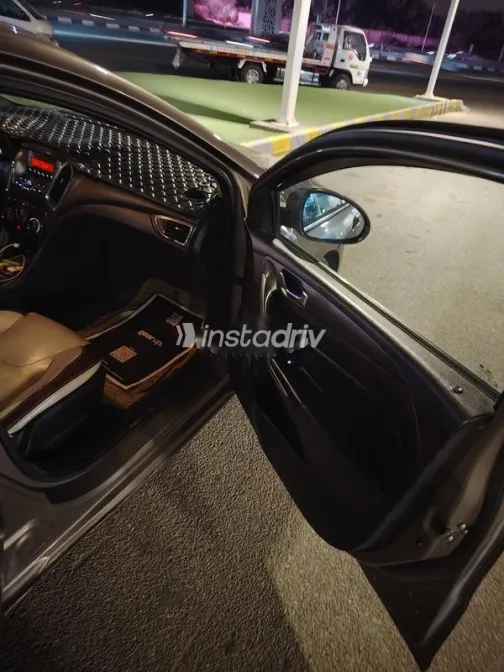 شيرى اريزو 5 2021 أبيض مستعملة للبيع - 7