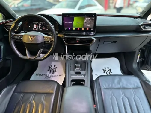 كوبرا ليون 2024 أزرق غامق مستعملة للبيع - 3