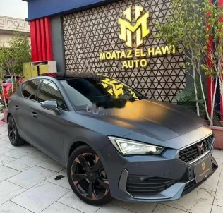 كوبرا ليون 2024 أزرق غامق مستعملة للبيع