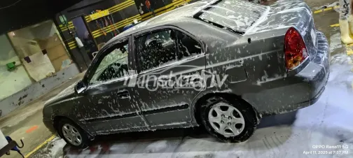 هيونداي فيرنا 2011 رمادي غامق مستعملة للبيع - 3