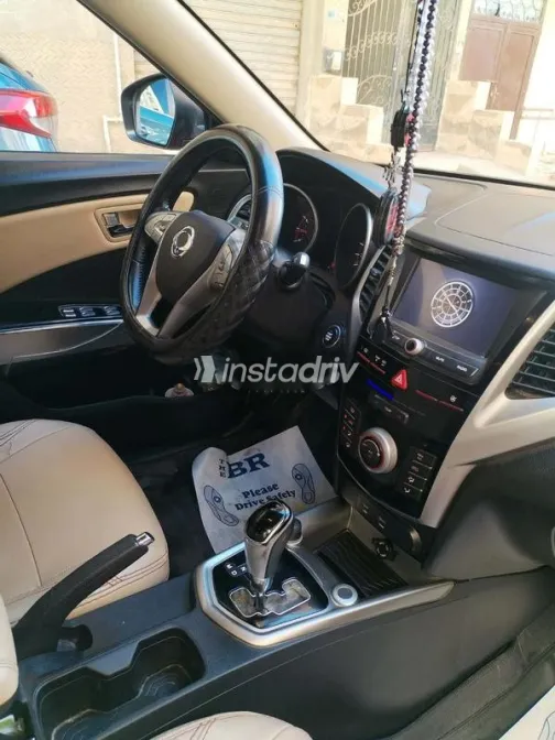 Hyundai Avante 2014 Black Used for Sale - 5