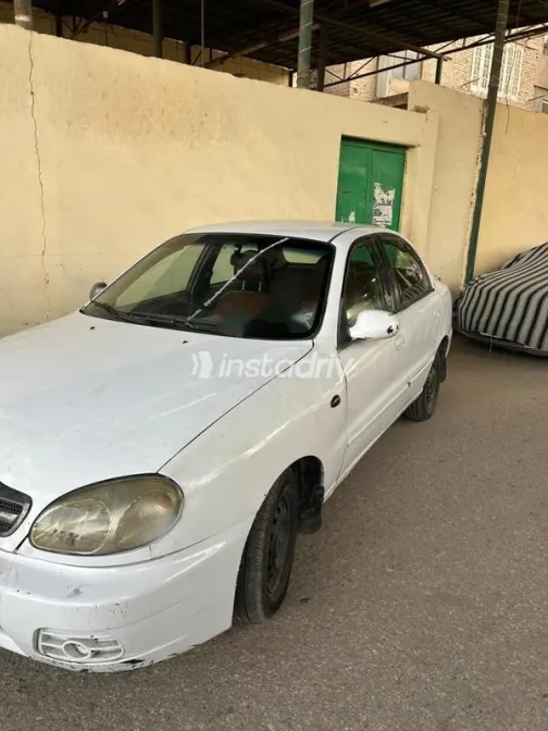 شيفروليه لانوس 2009 أبيض مستعملة للبيع - 2