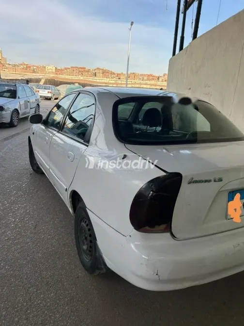 شيفروليه لانوس 2009 أبيض مستعملة للبيع - 3