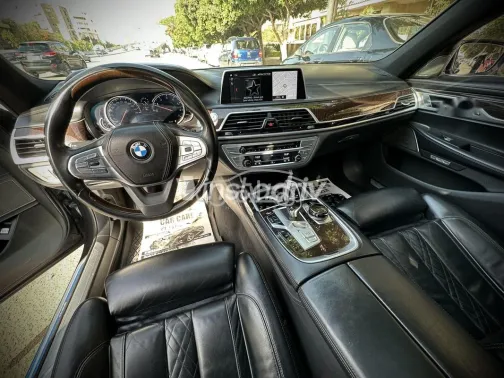 BMW 740 2018 Gray Used for Sale - 2