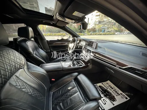 BMW 740 2018 Gray Used for Sale - 8