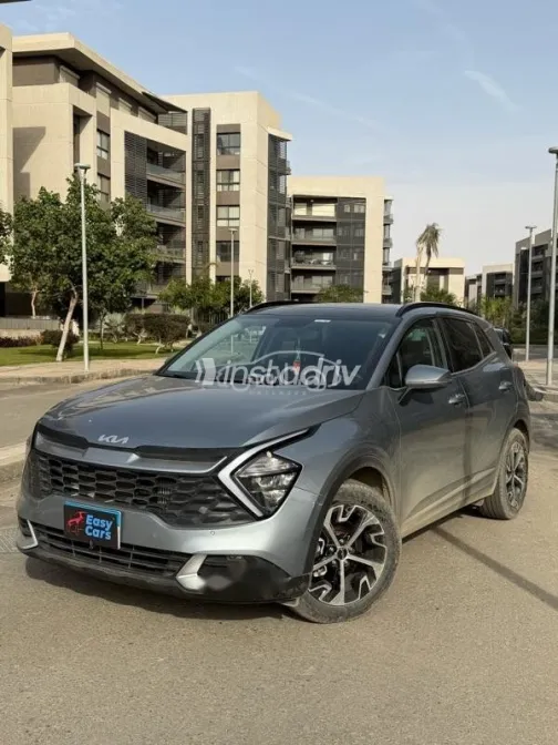 كيا سبورتاج 2025 رمادي مستعملة للبيع - 4