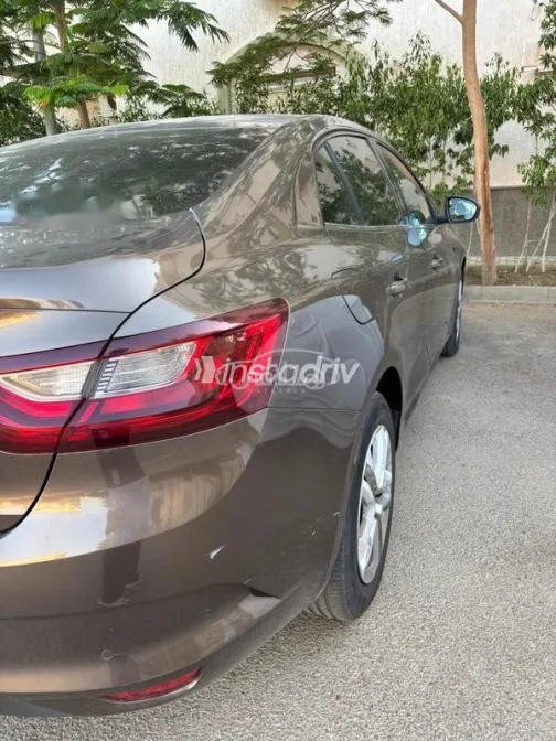 رينو ميجان 2020 أبيض مستعملة للبيع - 7