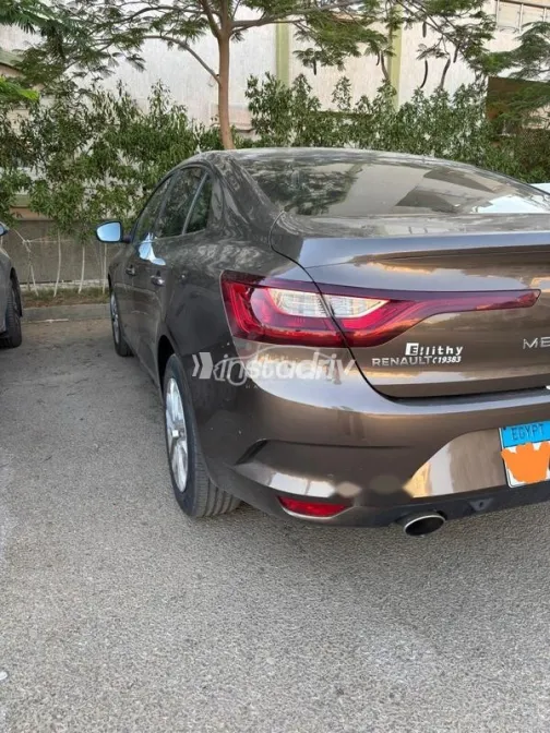 رينو ميجان 2020 أبيض مستعملة للبيع - 9