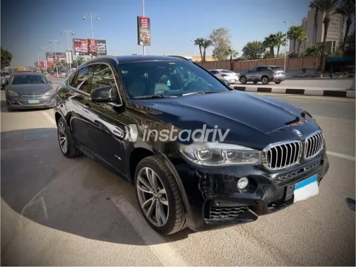 بي ام دبليو X6 M 2018 أسود مستعملة للبيع - 1