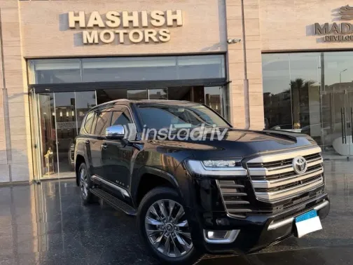 Toyota Land Cruiser 2024 White Used for Sale - 1