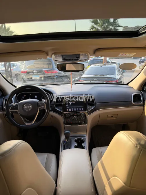 جيب جراند شيروكي 2022 أبيض مستعملة للبيع - 4