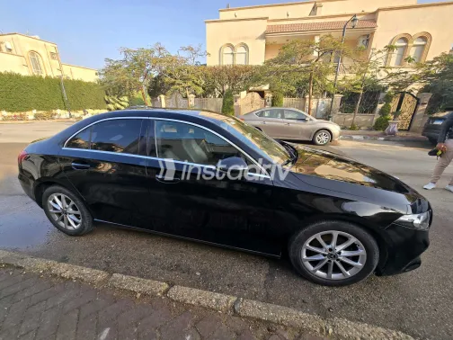 Mercedes A 180 2020 White Used for Sale - 5