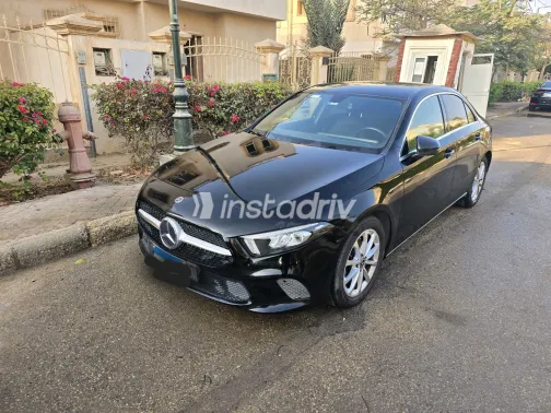 Mercedes A 180 2020 White Used for Sale - 8