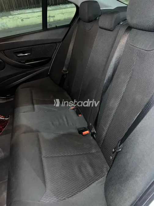 بي ام دبليو 316 2015 أبيض مستعملة للبيع - 2