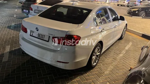 بي ام دبليو 316 2015 أبيض مستعملة للبيع - 3