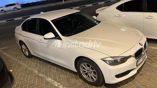 بي ام دبليو 316 2015 أبيض مستعملة للبيع - 10