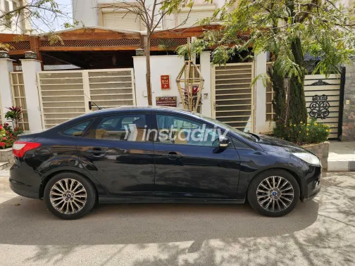 فورد فوكس 2013 أبيض مستعملة للبيع - 2