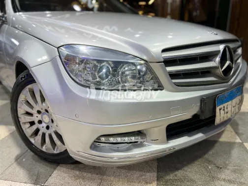 Mercedes C 200 2008 Silver Used for Sale - 4