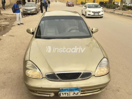 Daewoo Nubira 2001 Gold Used for Sale - 1