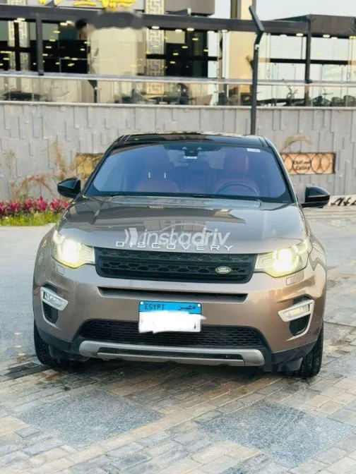 لاند روفر ديسكفرى سبورت 2015 بني مستعملة للبيع - 1