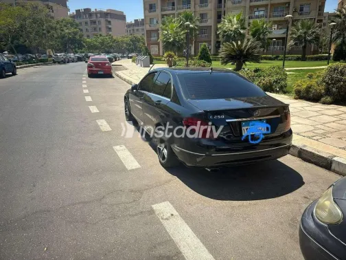 مرسيدس C 250 2010 أسود مستعملة للبيع - 8