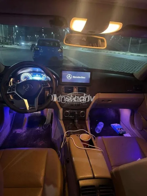 مرسيدس C 250 2010 أسود مستعملة للبيع - 9