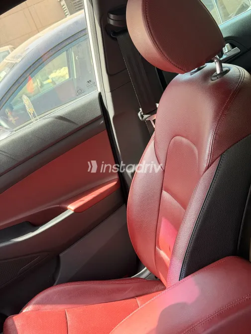 هيونداي توسان 2021 أبيض مستعملة للبيع - 6