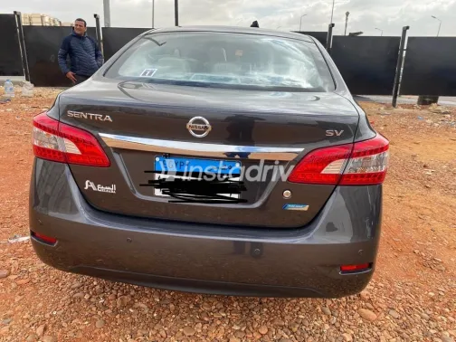 Nissan Sentra 2023 White Used for Sale - 1