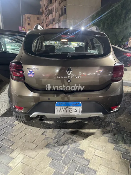 رينو سانديرو  ( ستيب  واى ) 2018 أبيض مستعملة للبيع - 5
