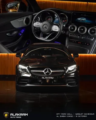 مرسيدس C 200 2023 أسود مستعملة للبيع