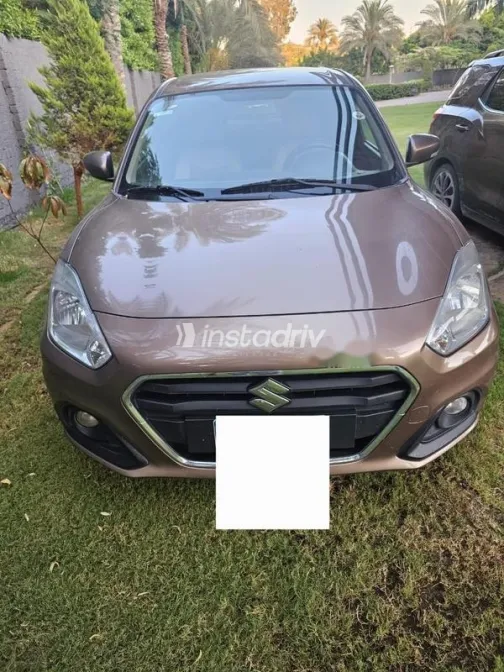 Suzuki Swift Dzire 2022 White Used for Sale - 5