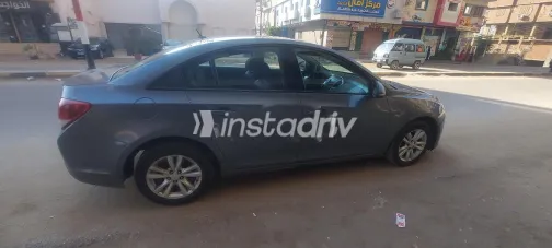 شيفروليه كروز 2015 رمادي مستعملة للبيع - 8