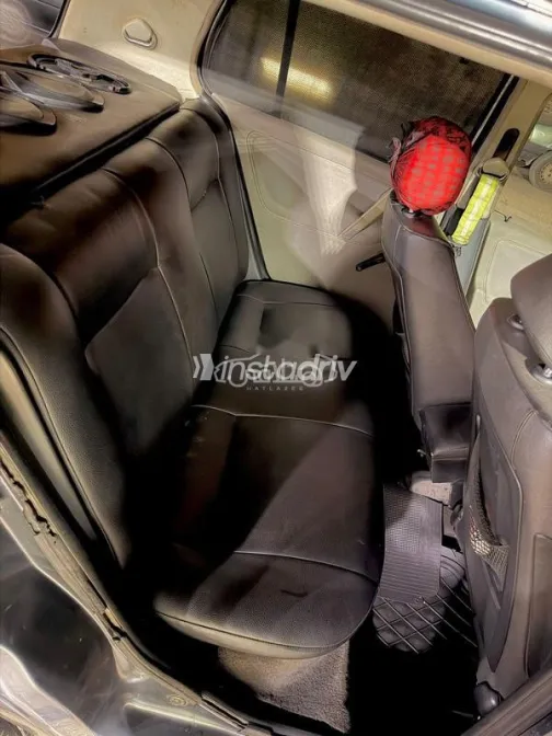 Volkswagen Polo 2001 Gray Used for Sale - 4