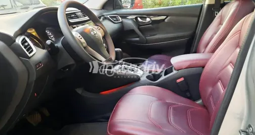 نيسان قشقاي 2017 فضي مستعملة للبيع - 4