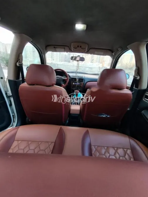 Daihatsu Terios 2007 Silver Used for Sale - 3