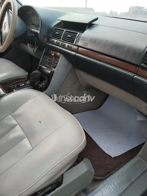 Mercedes 320 1995 Black Used for Sale - 5