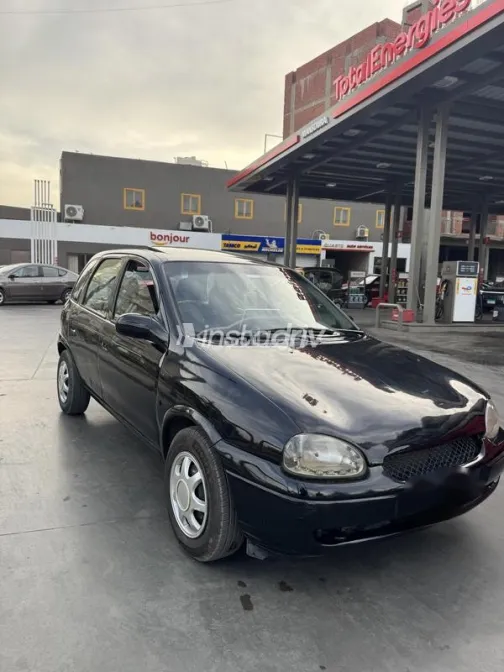 اوبل كورسا 1994 أسود مستعملة للبيع - 2