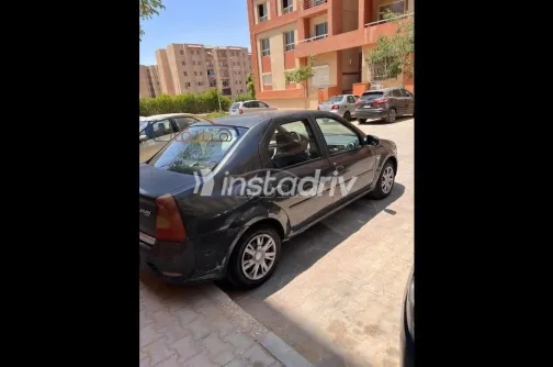 رينو لوجان 2011 فضي مستعملة للبيع - 5