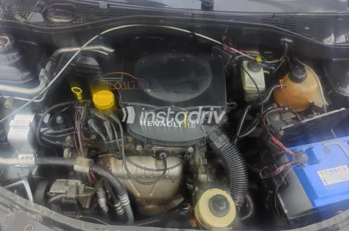 رينو لوجان 2011 فضي مستعملة للبيع - 6