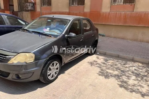 رينو لوجان 2011 فضي مستعملة للبيع - 9