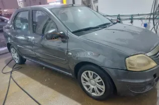 رينو لوجان 2011 فضي مستعملة للبيع