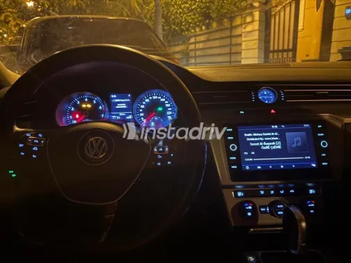 فولكس فاغن باسات 2018 أسود مستعملة للبيع - 5
