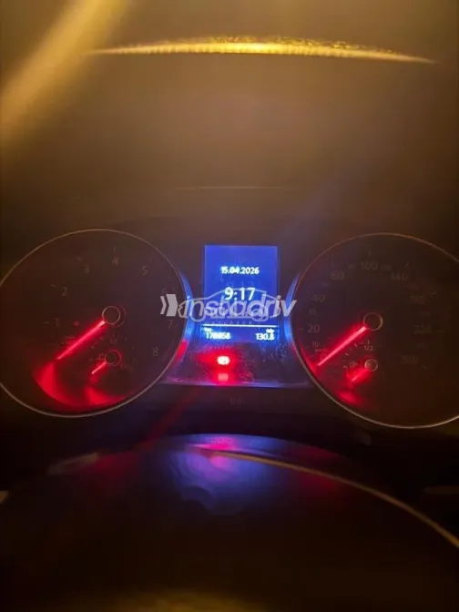 فولكس فاغن باسات 2018 أسود مستعملة للبيع - 8