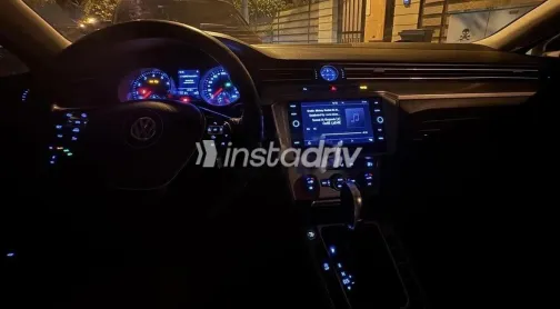 فولكس فاغن باسات 2018 أسود مستعملة للبيع - 9