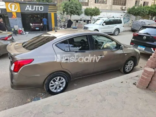 نيسان صنى 2022 بني مستعملة للبيع - 3